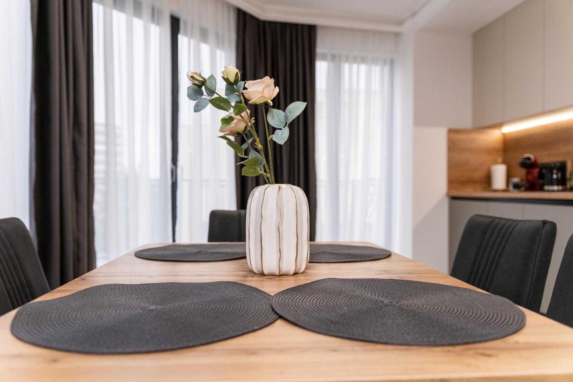 Modern 1-Bedroom Apartments 普罗夫迪夫 外观 照片